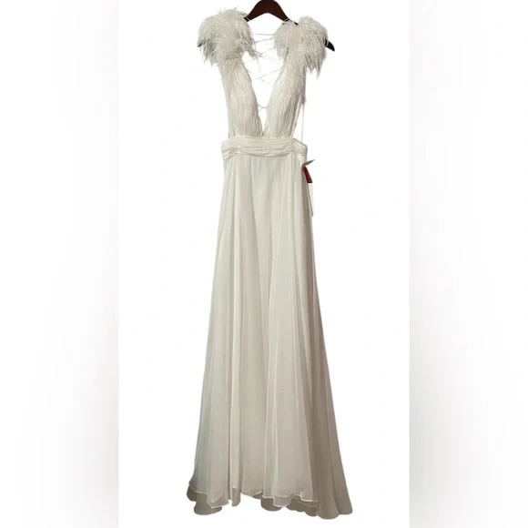 NWT Mac Duggal White Plunge Ostrich Feather Gown Dress 68113 Size 4 - Picture 5 of 8